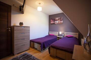 Фото номера Deluxe Double Room with Shower and shared Kitchenette Апартаменты Willa Pod Grapą г. Поронин 2