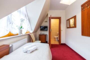 Фото номера Стандартный одноместный номер Курортные отели Hotel Góralski Wellness &amp; SPA г. Поронин 3