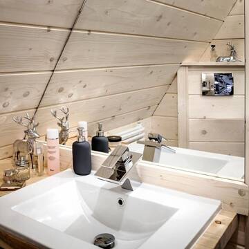 Фото номера Роскошное шале V с 3 спальнями Шале GORSKA OSADA Luxury Chalets Zakopane г. Поронин 21