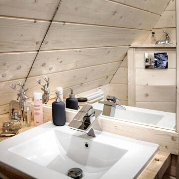 Фото номера Роскошное шале V с 3 спальнями Шале GORSKA OSADA Luxury Chalets Zakopane г. Поронин 11