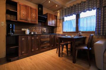 Фото номера Дом с 2 спальнями Дома для отпуска Domki Dream House ,,Jędruś" г. Поронин 23