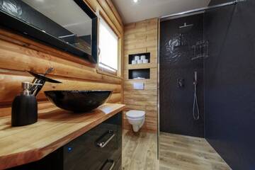 Фото номера Дом с 3 спальнями Дома для отпуска Domki Dream House ,,Jędruś" г. Поронин 2