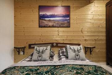 Фото номера Two-Bedroom Apartment with Mini Jacuzzi, Private Bathroom and Kitchen Проживание в семье GÓRALSKA VILLA APARTAMENTY Z JACUZZI &amp; HOME SPA &amp; Zakopane г. Поронин 6